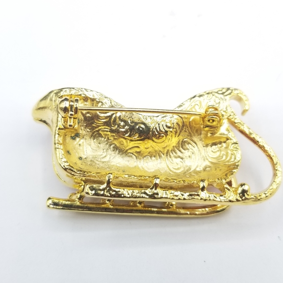 Vintage Holiday red enamel crystal sleigh brooch - Picture 5 of 10